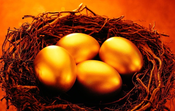 Золотые яйца на Пасху