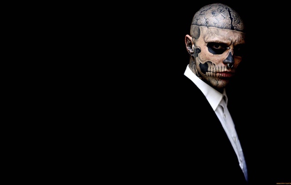 Знаменитость Рик Жене