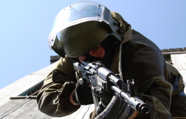 Боец спецназа