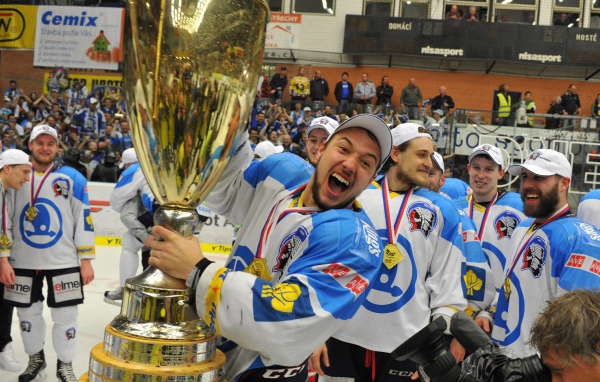 Знаменитый спортсмен Олег Твердовский