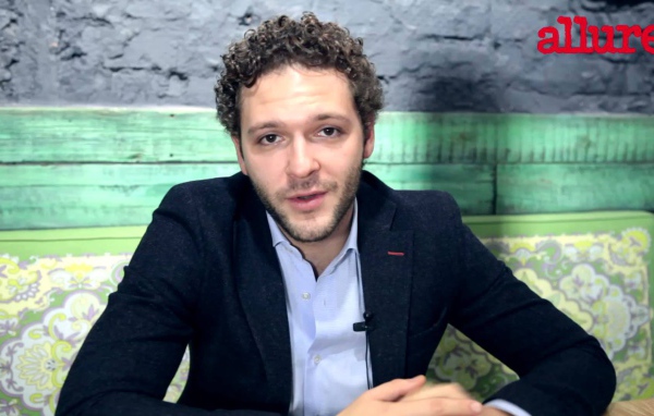 Популярный актер Константин Крюков