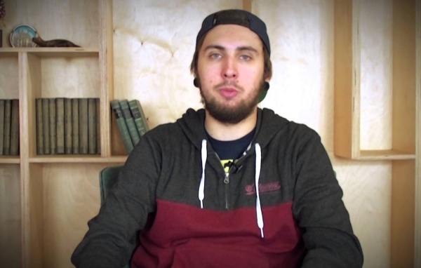 Знаменитость Максим Голополосов