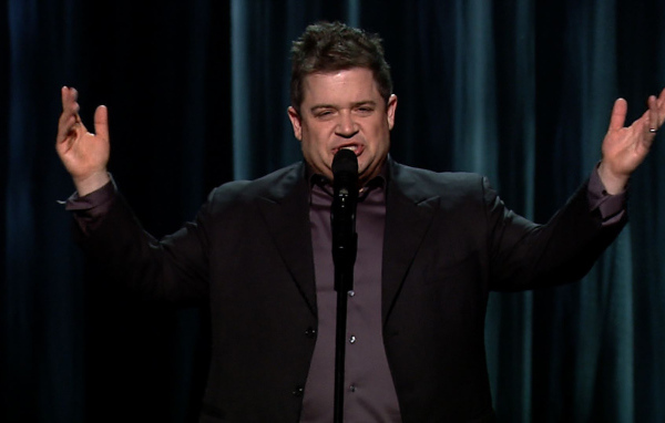 Известный актер Пэттон Освальт