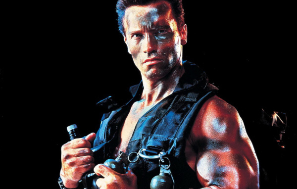 Арнольд Шварценеггер в фильме коммандос