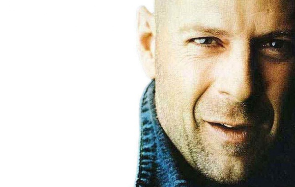 Известный киноактер Брюс Уиллис крупным планом