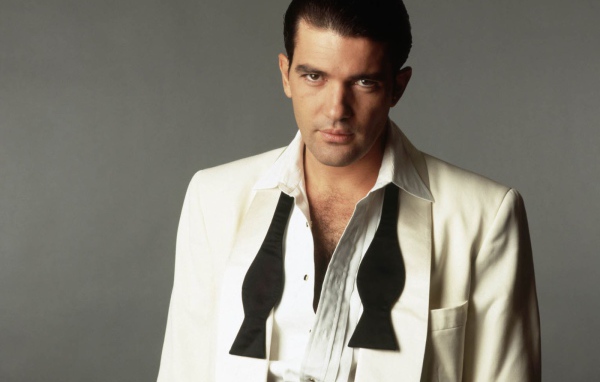 Популярный Актер Антонио Бандерас