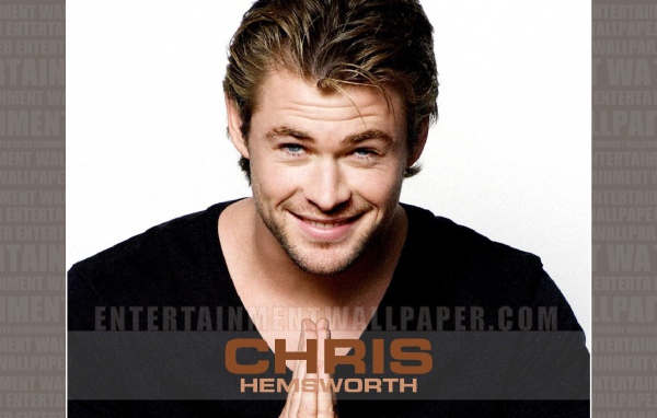 Популярный Крис Хемсворт