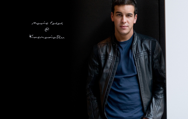 Популярный кино Актер Марио Касас