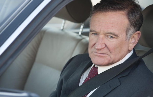 Робин Уильямс за рулем автомобиля