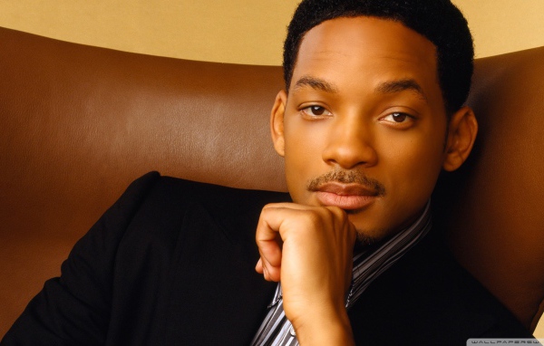 Уилл Смит на диване