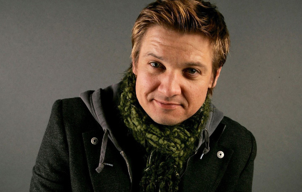  Актер Джереми Реннер