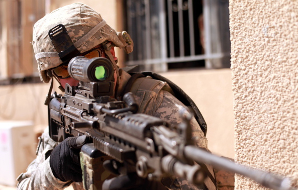 Снайпер прицеливается