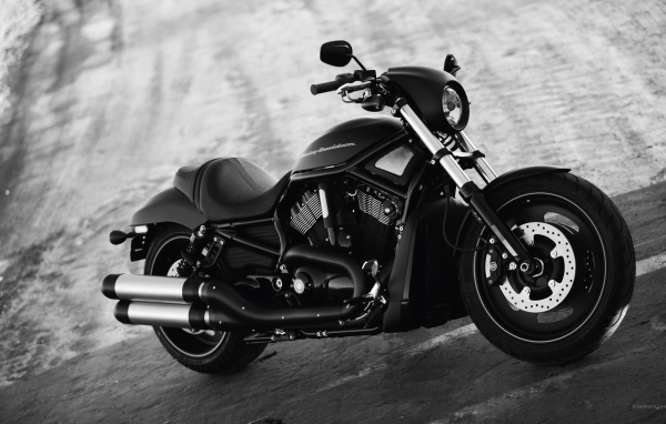 Красивый мотоцикл Harley-Davidson Night Rod Special