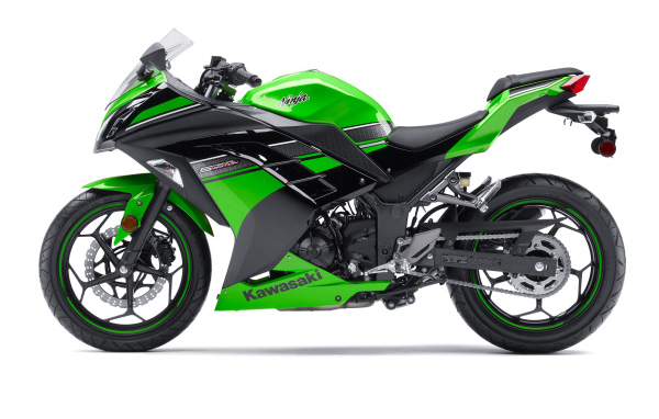 Красивый мотоцикл Kawasaki Z 800