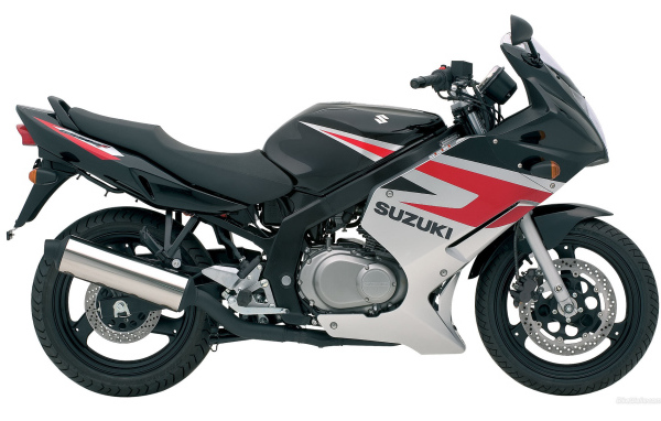 Красивый мотоцикл Suzuki  GS 500 F