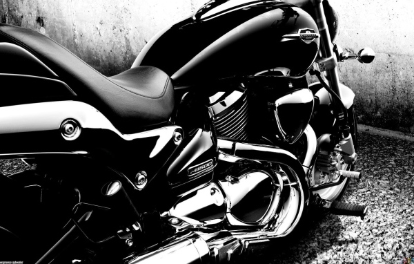 Красивый мотоцикл Suzuki Intruder M1500