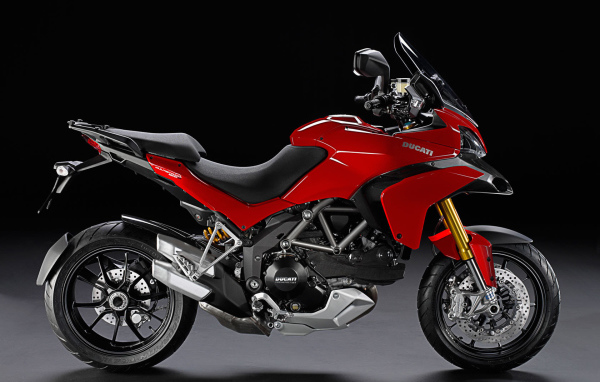 Красивый мотоцикл в москве Ducati Multistrada 1200