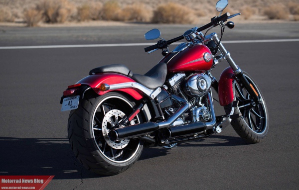 Красивый мотоцикл в москве Harley-Davidson Softail Breakout