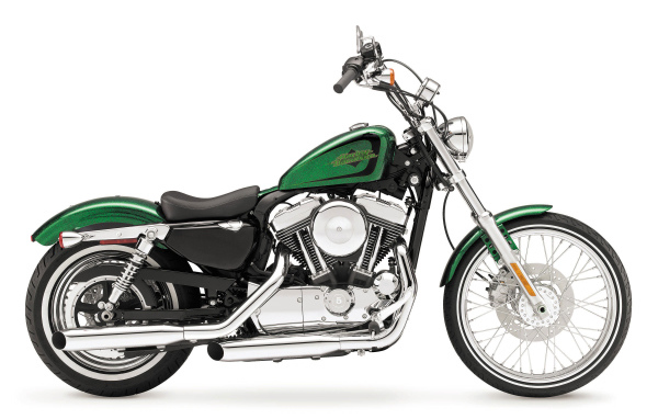 Красивый мотоцикл в москве Harley-Davidson XL 1200V Sportster Seventy-Two