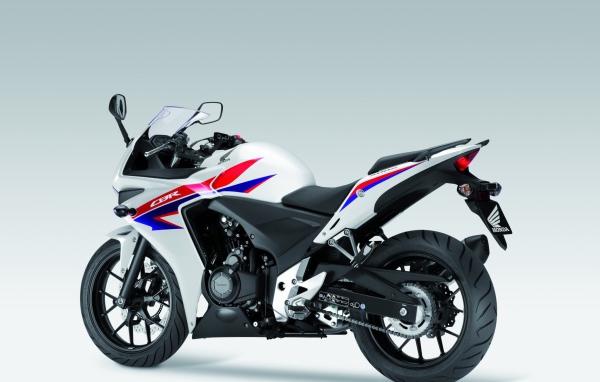 Мотоцикл модели Honda CBR 500 R