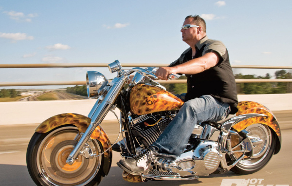 Быстрый мотоцикл Harley-Davidson Fat Boy