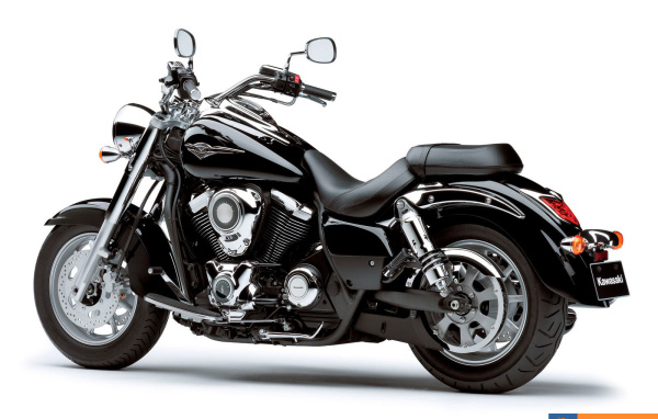 Быстрый мотоцикл Kawasaki VN 1700 Classic