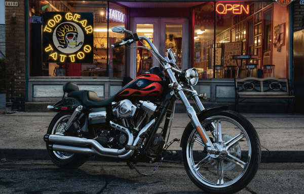 Невероятный мотоцикл Harley-Davidson Dyna Wide Glide