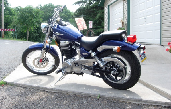 Невероятный мотоцикл Suzuki Boulevard S 40