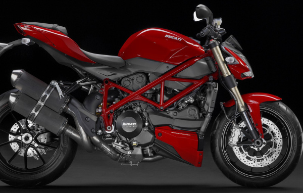 Невероятно быстрый мотоцикл Ducati Streetfighter 848