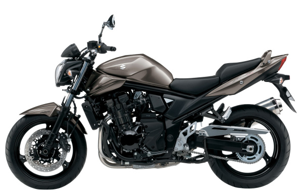 Невероятно быстрый мотоцикл Suzuki  GSF 1250 S