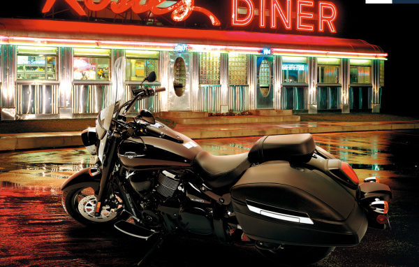 Невероятно быстрый мотоцикл Suzuki Intruder C1500T