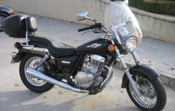 Мотоцикл Suzuki модели Marauder 125