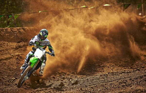 Новый мотоцикл Kawasaki KX 450 F