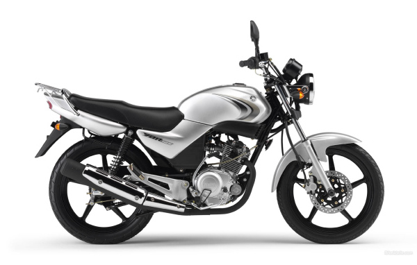 Новый надежный мотоцикл Suzuki Boulevard S 40