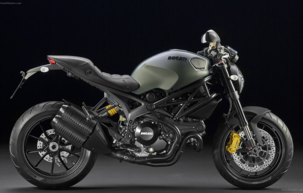 Популярный мотоцикл Ducati Monster Diesel