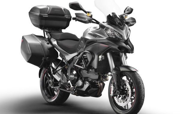 Популярный мотоцикл Ducati Multistrada 1200 S Granturismo