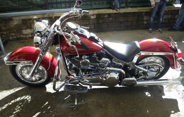 Популярный мотоцикл Harley-Davidson Heritage Softail