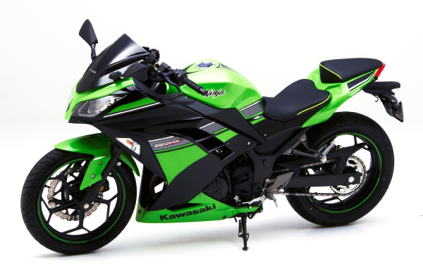 Популярный мотоцикл Kawasaki Ninja 300