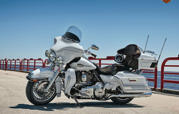 Надежный мотоцикл Harley-Davidson Electra Glide Ultra Classic