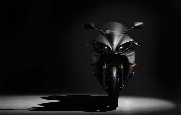 Мотоцикл Yamaha YZF R1