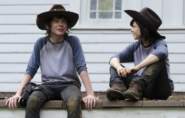 Карл и Карл из Ходячих мертвецов