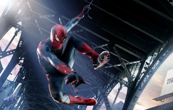 Человек паук в действии