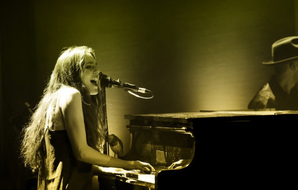 Kомпозитор за роялем