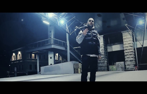 SLIM находится в студии