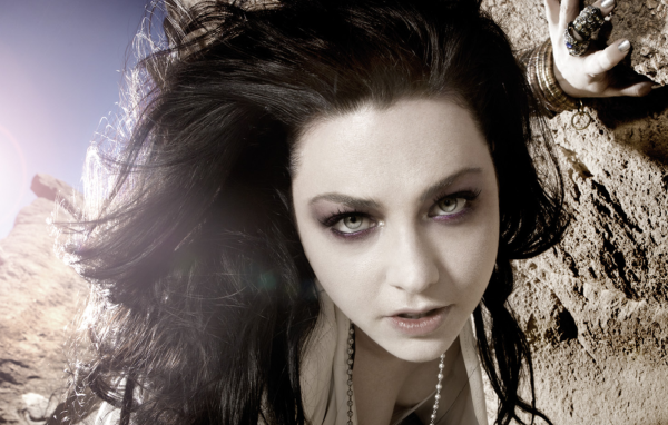 Солистка Evanescence