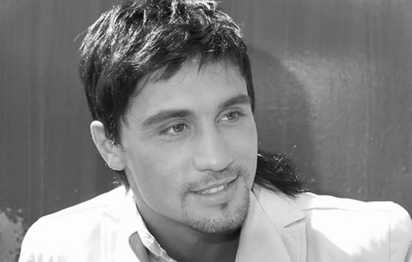 Дима Билан в черно-белой фотосессии