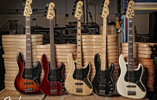 Бас гитары Фендер