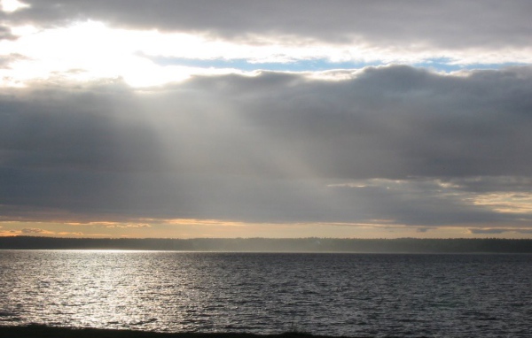 Золотой пляж на Кавголовском озере