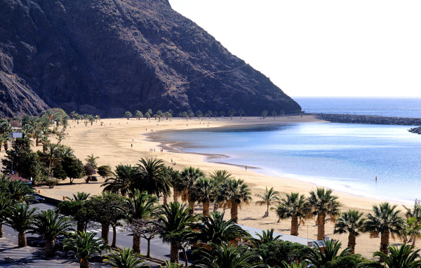 Белый пляж на Тенерифе