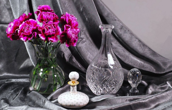 Букет цветов в стеклянной вазе